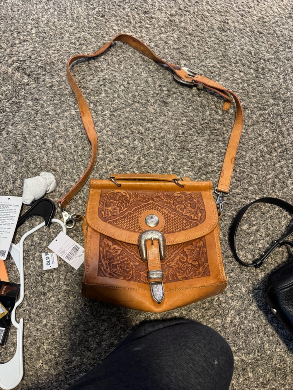Vintage Women's Tooled Leather Buckle Crossbody Bag - Tan